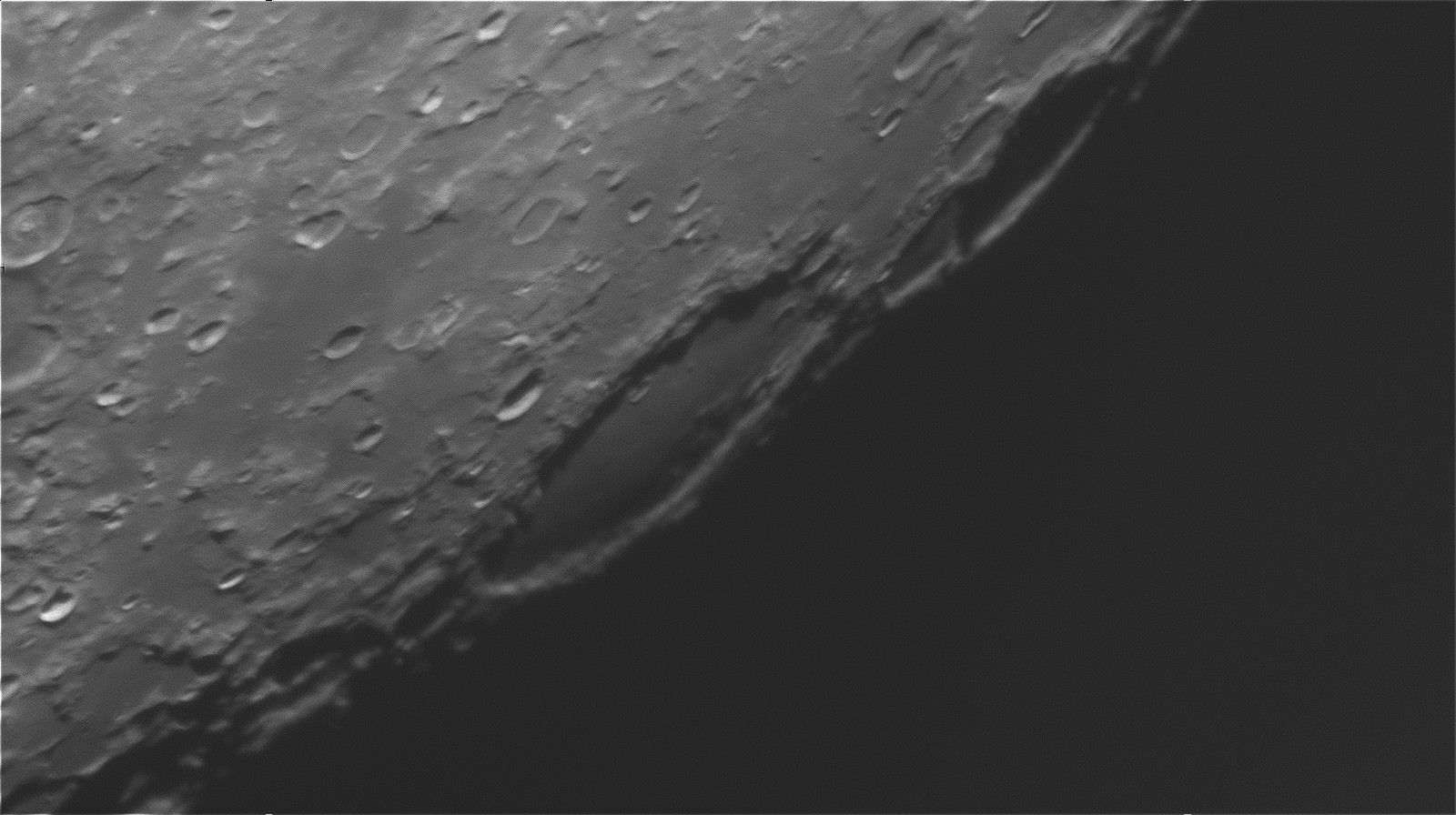 Phil Rourke 16.11.21 moon a.(This and the next 2 images can be stitched toger to make a composite)